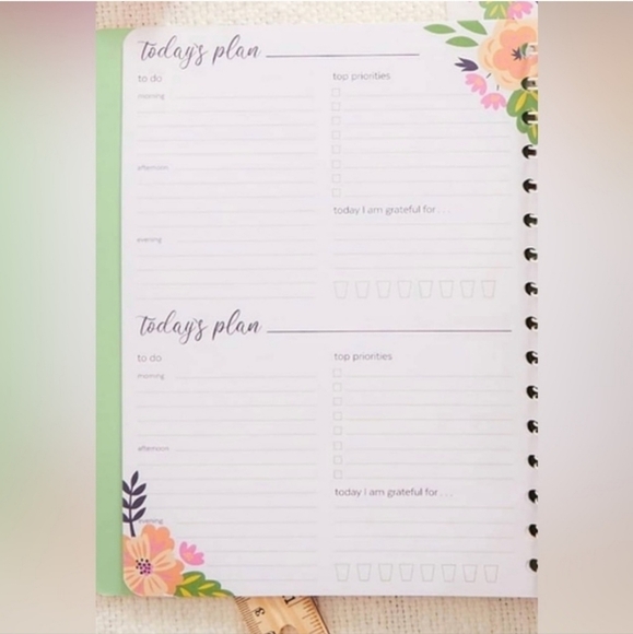 Steel Mill and Co daily to do planner new in plastic with highlighters and stick - Picture 2 of 4